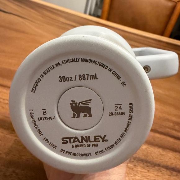 Stanley Fog Travel Mug 30oz - Picture 3 of 5